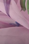 Tecido Musseline Toque de Seda Doncella Estampa Floral Lavanda Rosada